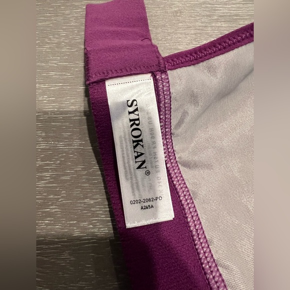 SYROKAN new purple Front adjustable padded sports bra work out bra women’s 34G - Picture 11 of 13